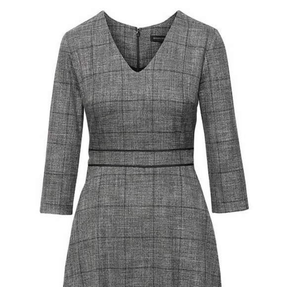 Banana Republic Dress - Picture 1 of 2